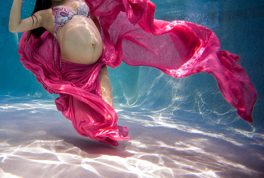 Underwater Maternity Photos