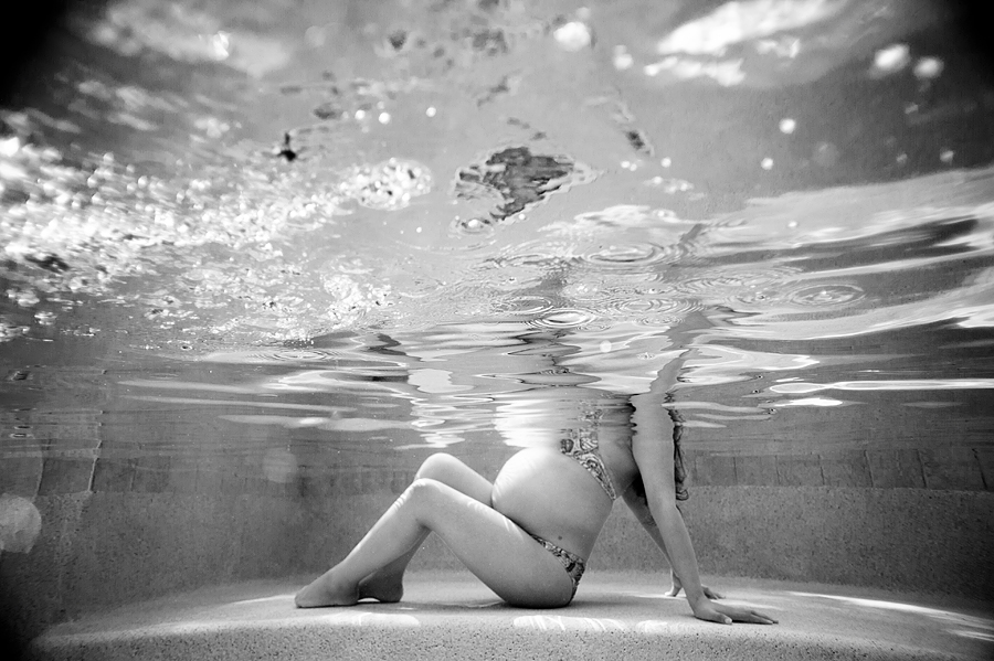 Underwater Maternity Photos
