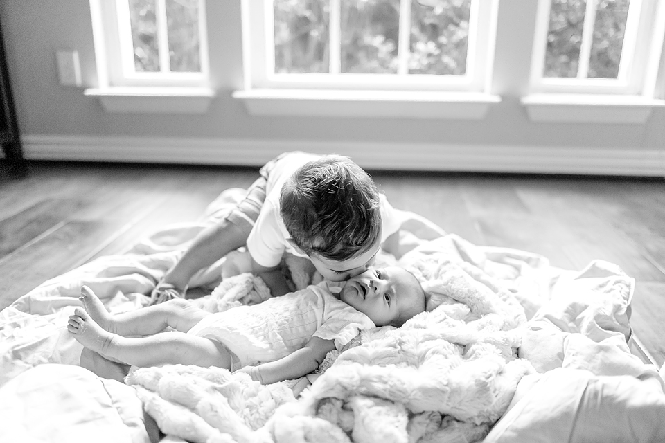 newborn photographers near the woodlands
