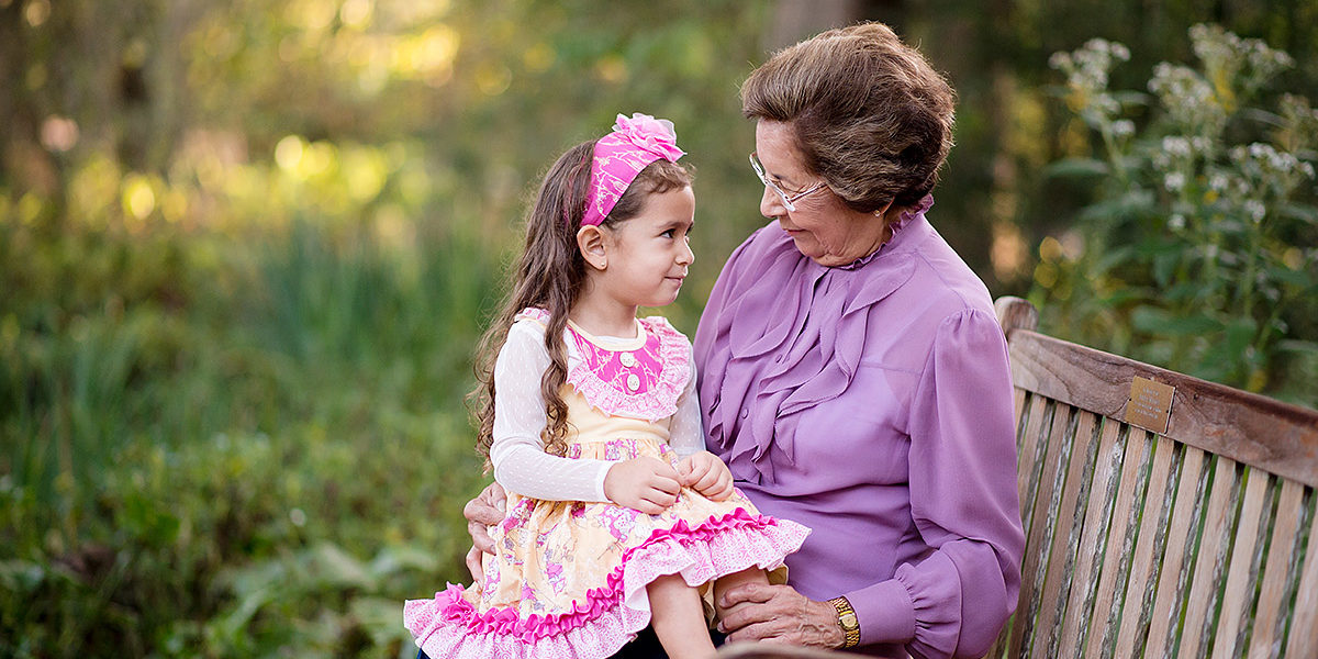 outdoor family portraits natural light photography