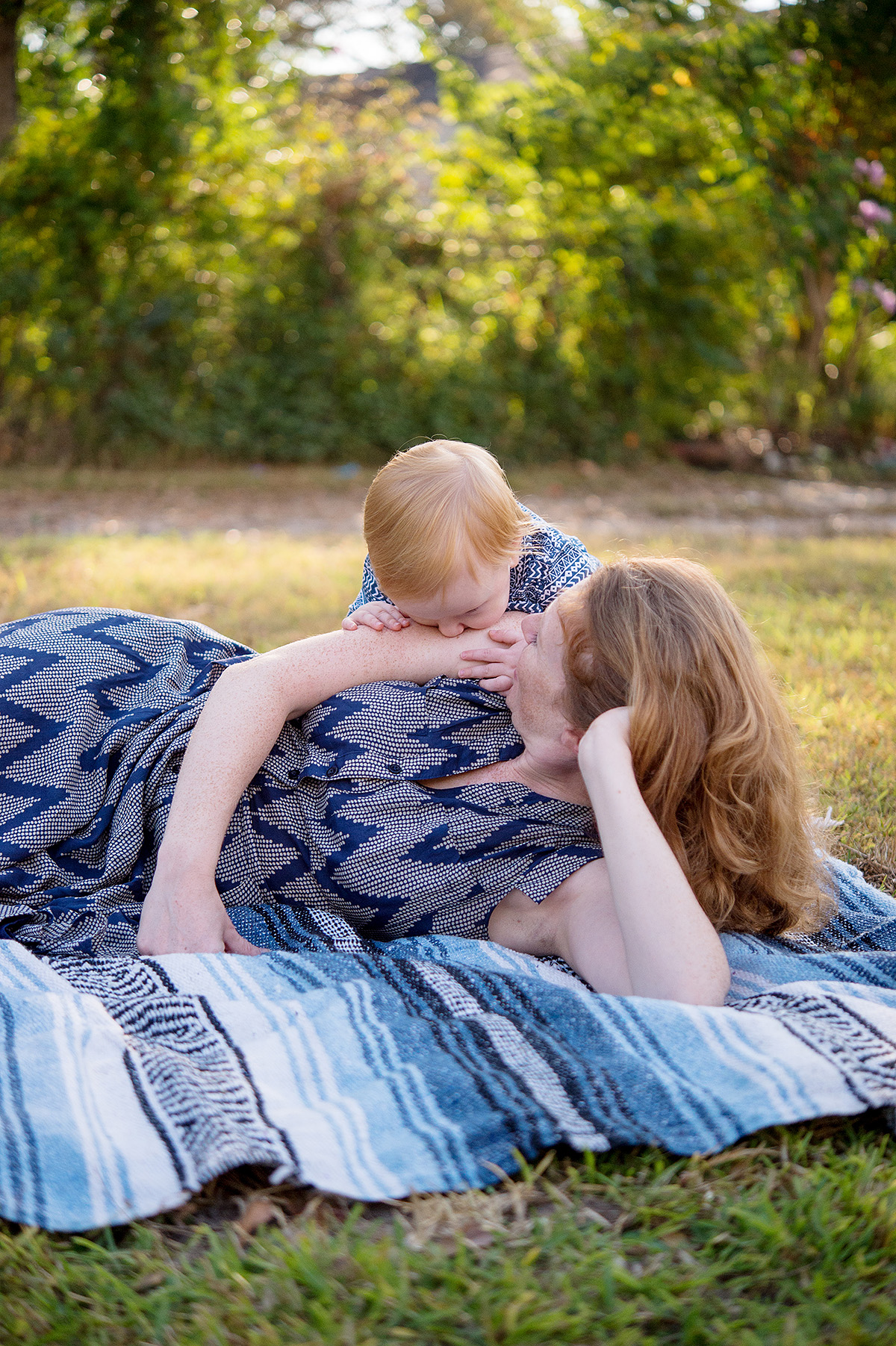 photographer who does not use props